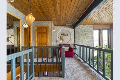 3939 N Marine Dr #8, Portland, OR 97217 - Photo 15