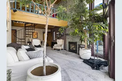 3939 N Marine Dr #8, Portland, OR 97217 - Photo 13