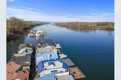 3939 N Marine Dr #8, Portland, OR 97217 - Photo 35