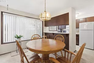 600 Cherry Dr, Eugene, OR 97401 - Photo 13