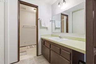 600 Cherry Dr, Eugene, OR 97401 - Photo 25