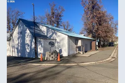 335 John Day St, Monument, OR 97864 - Photo 23