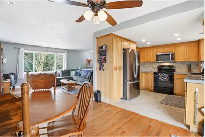 15150 SE Arista Dr, Milwaukie, OR 97267 - Photo 9