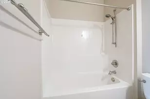 117 NW Cyn Crk Dr, McMinnville, OR 97128 - Photo 27