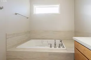 117 NW Cyn Crk Dr, McMinnville, OR 97128 - Photo 21