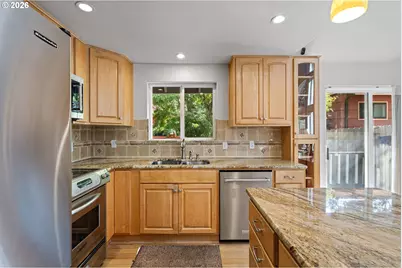 85 W 35th Pl, Eugene, OR 97405 - Photo 13