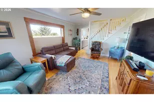 94255 3rd St, Gold Beach, OR 97444 - Photo 3