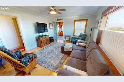 94255 3rd St, Gold Beach, OR 97444 - Photo 5