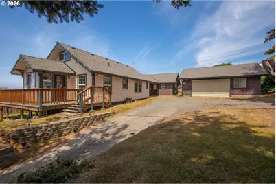 94255 3rd St, Gold Beach, OR 97444 - Photo 1