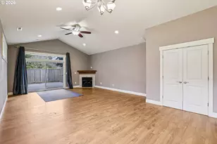 1020 N Juniper St, Canby, OR 97013 - Photo 7