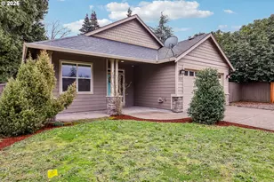 1020 N Juniper St, Canby, OR 97013 - Photo 1
