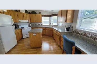 3220 Crescent Ave #62, Eugene, OR 97408 - Photo 9