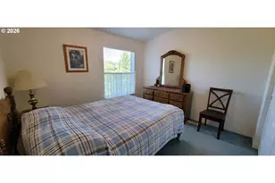3220 Crescent Ave, Eugene, OR 97408 - Photo 21