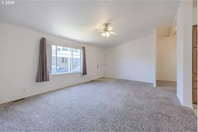 1699 N Terry St, Eugene, OR 97402 - Photo 7