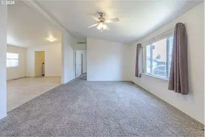 1699 N Terry St, Eugene, OR 97402 - Photo 5
