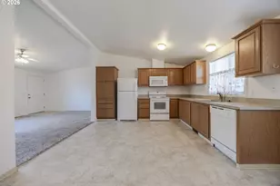 1699 N Terry St, Eugene, OR 97402 - Photo 15
