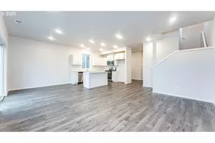 2315 30th Pl, Springfield, OR 97477 - Photo 5