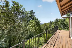 39820 SE Louden Rd, Corbett, OR 97019 - Photo 9