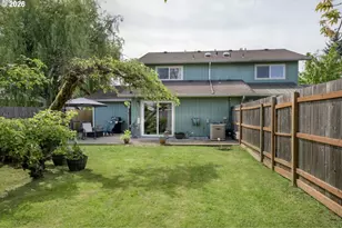 1522 E Washington Ave, Cottage Grove, OR 97424 - Photo 33