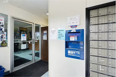 3666 Atkinson Dr, Hood River, OR 97031 - Photo 5