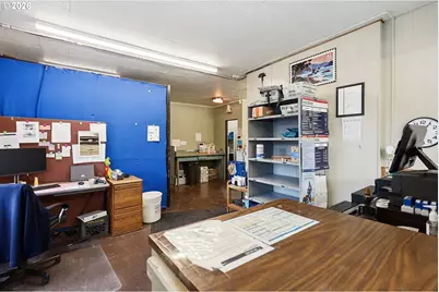 3666 Atkinson Dr, Hood River, OR 97031 - Photo 11