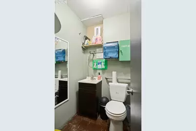 3666 Atkinson Dr, Hood River, OR 97031 - Photo 15