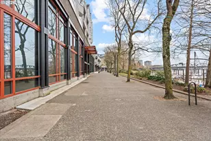 1710 S Harbor Way, Portland, OR 97201 - Photo 23