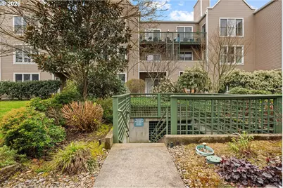 1710 S Harbor Way #202, Portland, OR 97201 - Photo 27