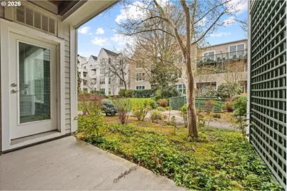 1710 S Harbor Way #202, Portland, OR 97201 - Photo 21