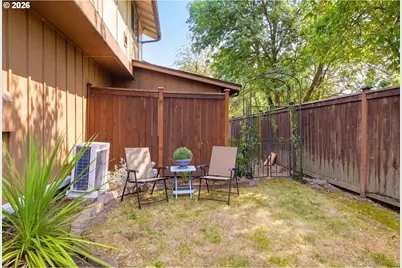 1369 City View St, Eugene, OR 97402 - Photo 31