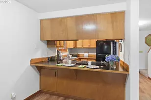 1369 City View St, Eugene, OR 97402 - Photo 9