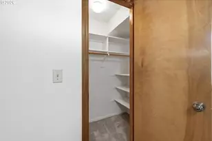1369 City View St, Eugene, OR 97402 - Photo 23