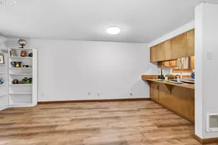1369 City View St, Eugene, OR 97402 - Photo 7
