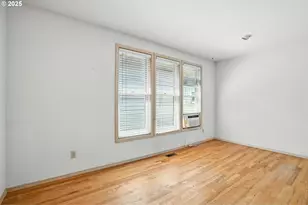 4272 SE Washington St, Portland, OR 97215 - Photo 27