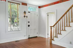 4272 SE Washington St, Portland, OR 97215 - Photo 9