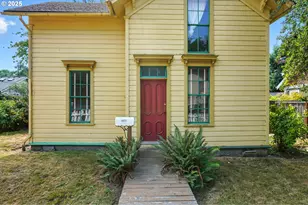 4272 SE Washington St, Portland, OR 97215 - Photo 7