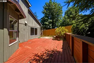 5002 SW Vacuna St, Portland, OR 97219 - Photo 25