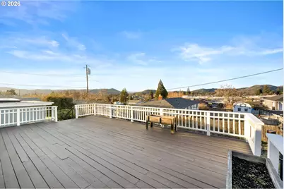 2488 W Lorraine Ave, Roseburg, OR 97471 - Photo 19