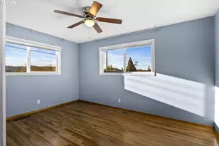 2488 W Lorraine Ave, Roseburg, OR 97471 - Photo 17