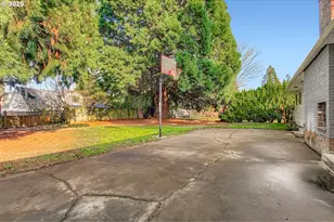 660 NE 20th Ave, Canby, OR 97013 - Photo 33