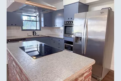 660 NE 20th Ave, Canby, OR 97013 - Photo 9