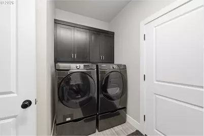 1582 Deschutes Ave, Eugene, OR 97408 - Photo 21