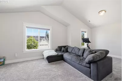 1582 Deschutes Ave, Eugene, OR 97408 - Photo 23