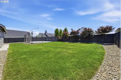1582 Deschutes Ave, Eugene, OR 97408 - Photo 33