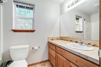 461 E Airpark Way, Newberg, OR 97132 - Photo 29