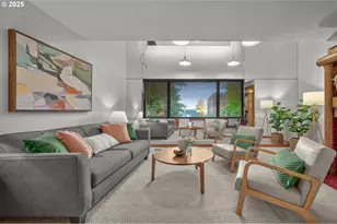 2376 SW Cedar St, Portland, OR 97205 - Photo 5