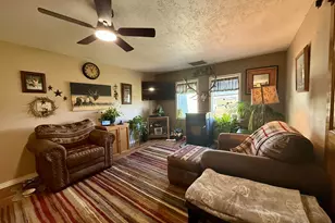 39340 Shelburn Dr, Scio, OR 97374 - Photo 15