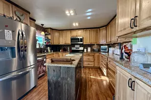 39340 Shelburn Dr, Scio, OR 97374 - Photo 11