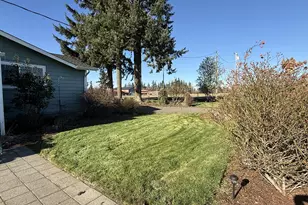 39340 Shelburn Dr, Scio, OR 97374 - Photo 9