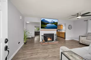 25515 SW Rainbow Ln, Hillsboro, OR 97123 - Photo 7